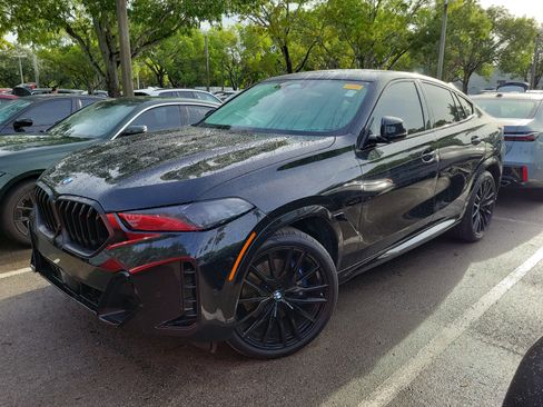Used 2025 BMW X6 xDrive40i w/ Executive Package AWD/4WD image 2
