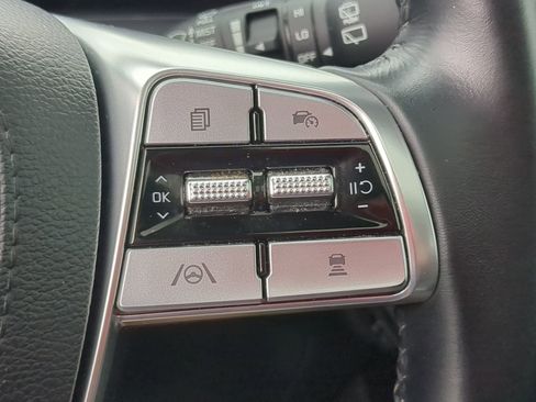 Used 2025 Kia Telluride S FWD image 20
