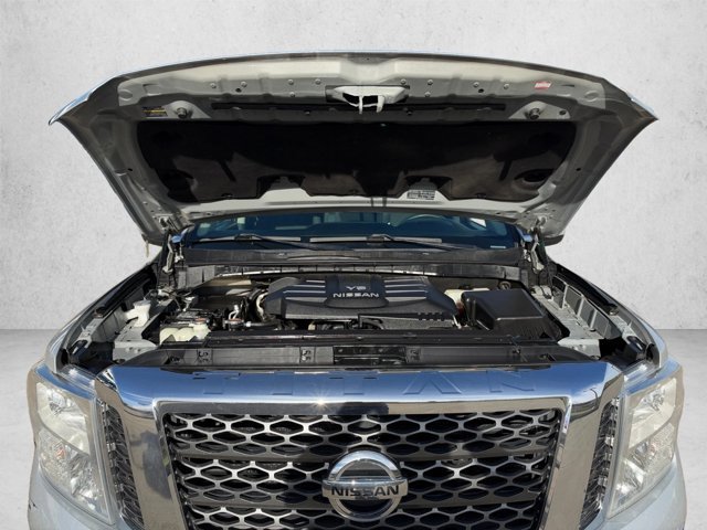 Used 2018 Nissan Titan SV AWD/4WD image 27