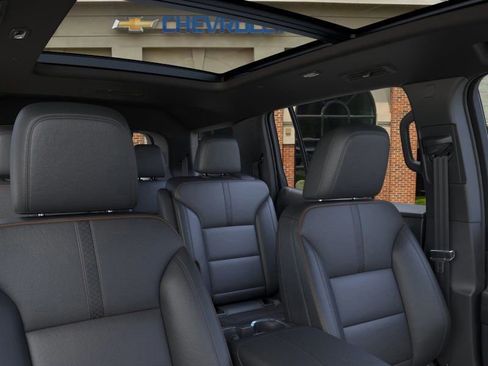 New 2026 Chevrolet Traverse High Country image 24