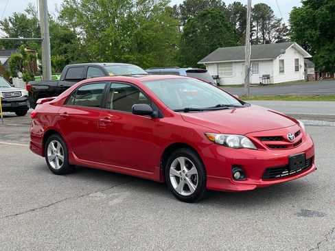 Used 2012 Toyota Corolla S FWD image 4
