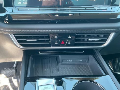 New 2026 Volkswagen Atlas SE AWD/4WD image 22