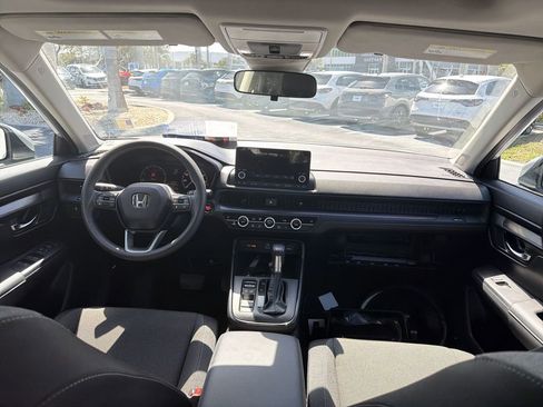 Certified 2025 Honda CR-V EX image 10