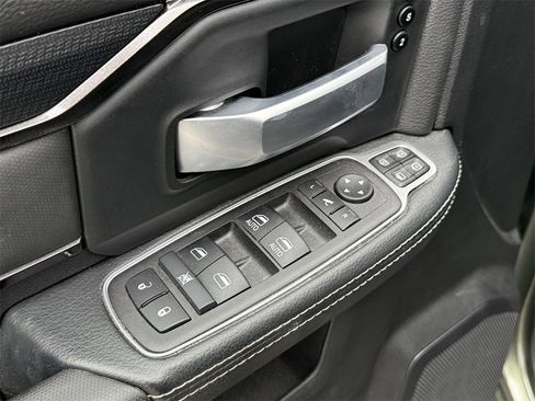 Used 2024 RAM 2500 Rebel w/ Towing Technology Group image 11