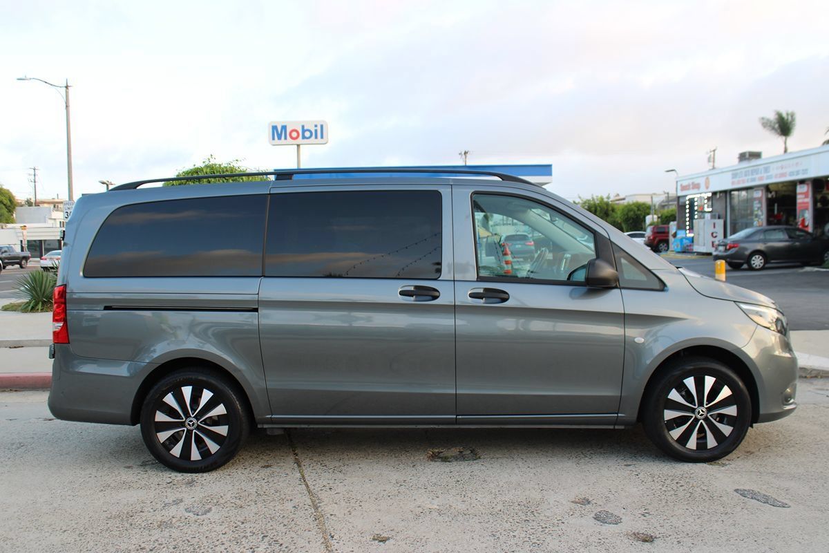 Used 2021 Mercedes-Benz Metris Passenger image 7