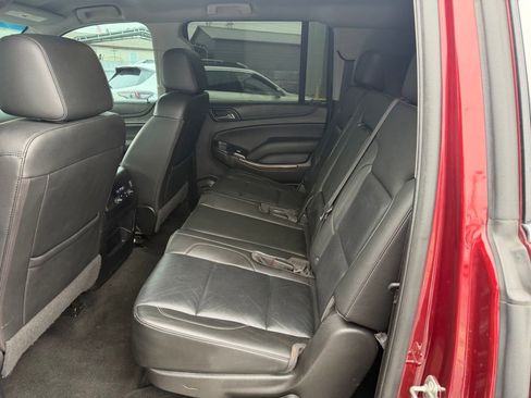 Used 2018 GMC Yukon XL SLT image 14