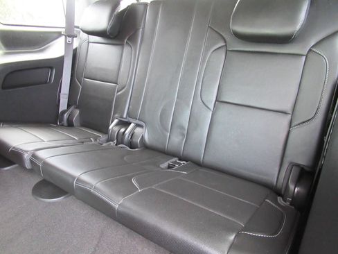 Used 2018 Chevrolet Tahoe Premier AWD/4WD image 40
