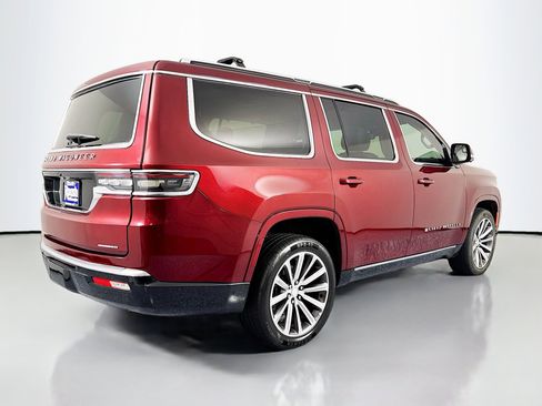 Used 2022 Jeep Grand Wagoneer Series II w/ Convenience Group III AWD/4WD image 5