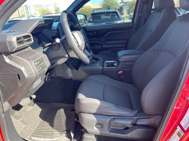Used 2023 Jeep Gladiator Sport AWD/4WD image 14