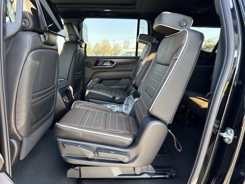 New 2026 GMC Yukon XL Denali Ultimate image 32