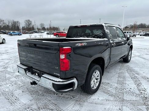 Used 2024 Chevrolet Silverado 1500 LT image 6