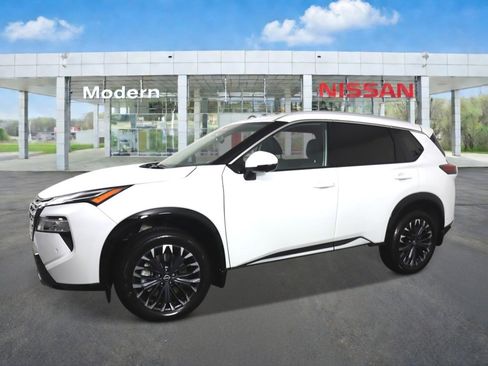 New 2026 Nissan Rogue Platinum w/ Tech Package AWD/4WD image 2