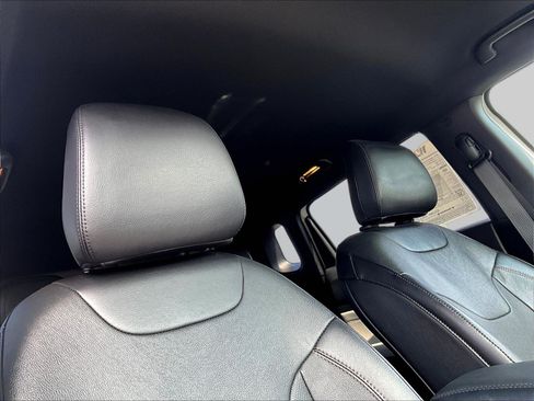 Used 2023 Jeep Compass Limited AWD/4WD image 27