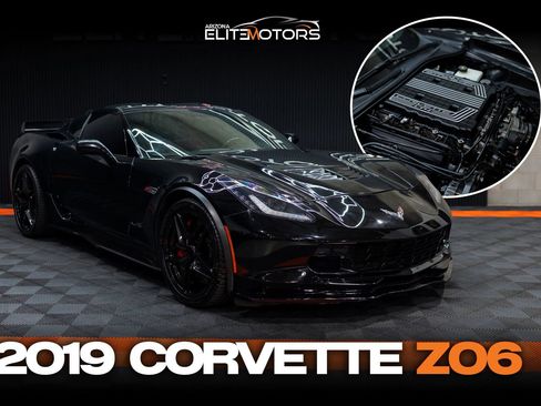 Used 2019 Chevrolet Corvette Z06 w/ Z07 Performance Package RWD image 1