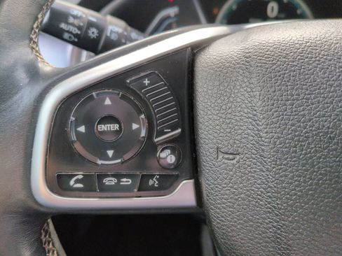 Used 2018 Honda Civic Touring image 22