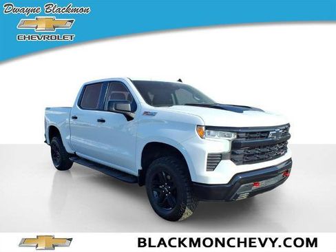 Used 2024 Chevrolet Silverado 1500 LT Trail Boss w/ Protection Package AWD/4WD image 1