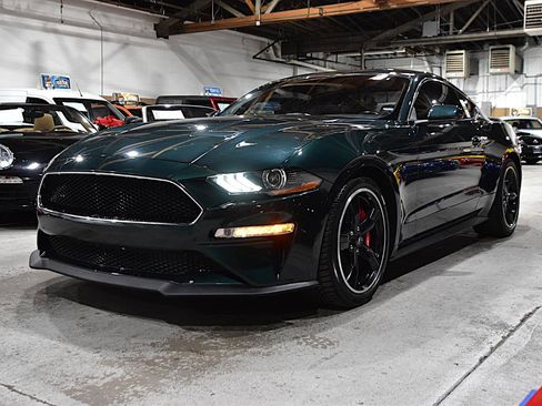 Used 2019 Ford Mustang Bullitt w/ Bullitt Electronics Package RWD image 3
