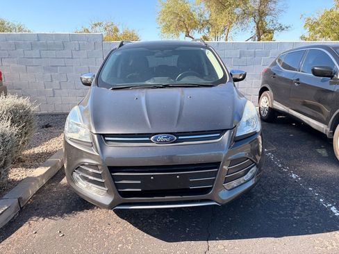 Used 2015 Ford Escape SE w/ SE Chrome Package AWD/4WD image 3