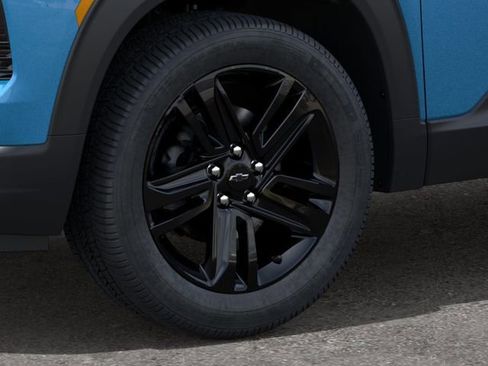 New 2026 Chevrolet TrailBlazer LT w/ Midnight Edition FWD image 9