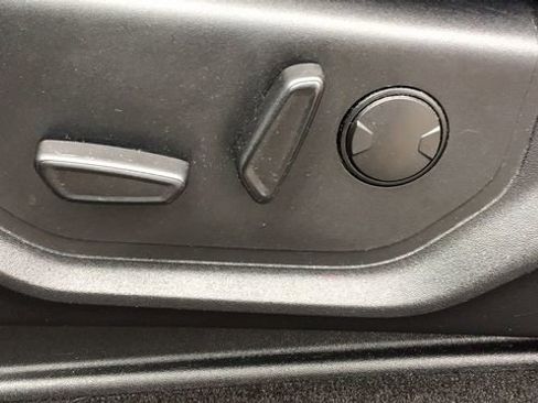 Used 2019 Ford F150 XLT w/ Equipment Group 302A Luxury image 16