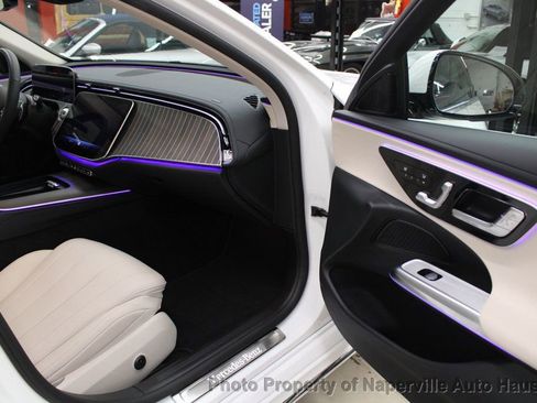 Used 2025 Mercedes-Benz E 450 4MATIC Sedan image 49