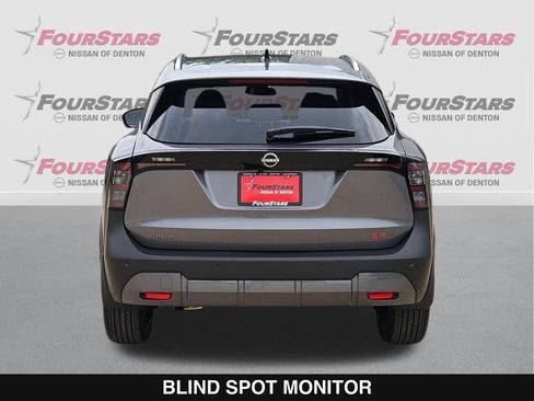 New 2026 Nissan Kicks SR FWD image 5