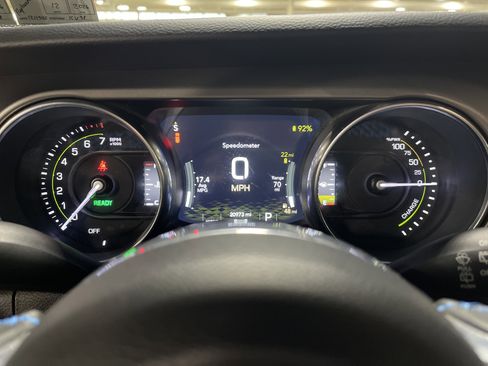 Used 2023 Jeep Wrangler Rubicon w/ Cold Weather Group image 21