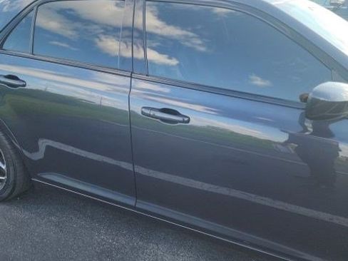 Used 2015 Chrysler 300 S RWD image 6