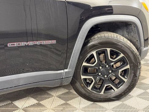Used 2021 Jeep Compass Trailhawk image 7