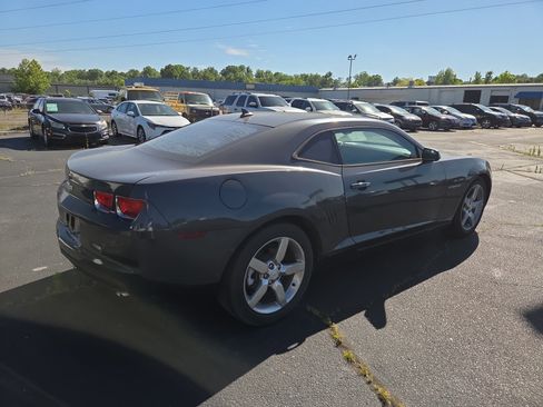 Used 2011 Chevrolet Camaro LT RWD image 5