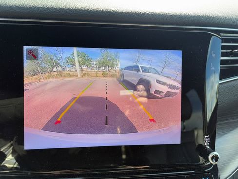 Used 2024 Jeep Wagoneer L Series II w/ Flexible Seating Group image 26