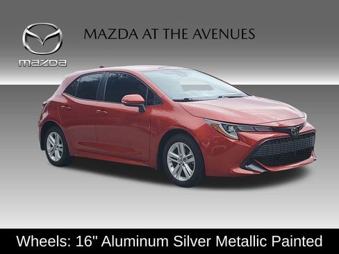 Used 2019 Toyota Corolla SE image 3