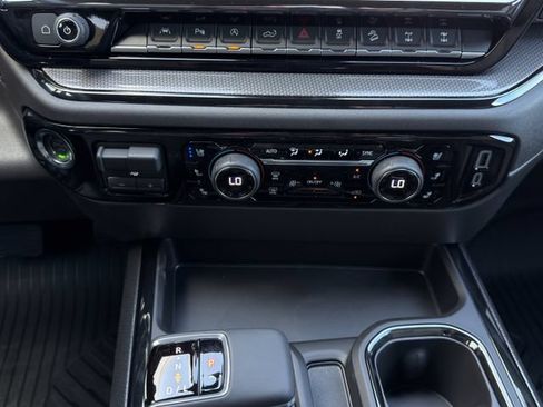 New 2026 Chevrolet Silverado 1500 ZR2 w/ ZR2 Bison Edition AWD/4WD image 16