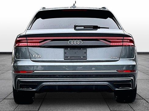Used 2019 Audi Q8 Premium Plus w/ Premium Plus image 8