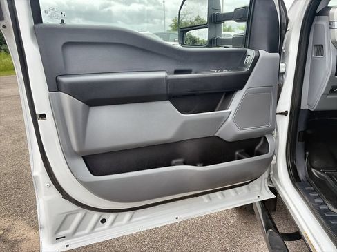 Used 2024 Ford F450 XL AWD/4WD image 23