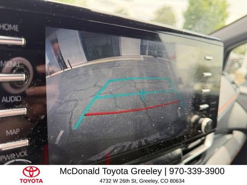 Used 2023 Toyota Sienna XSE FWD image 10