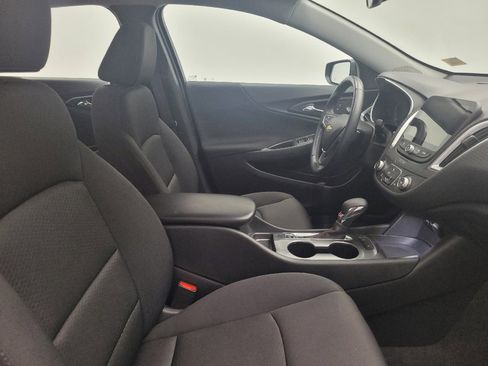 Used 2024 Chevrolet Malibu RS FWD image 21