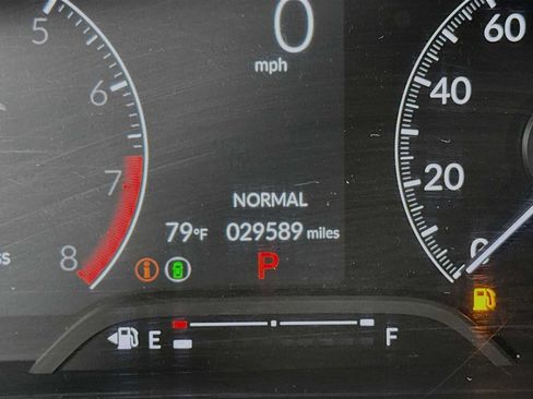 Used 2023 Honda Civic Sport image 9