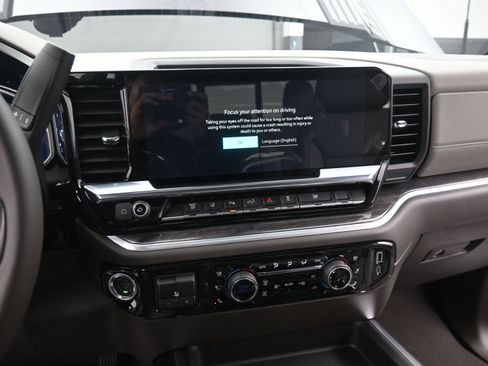 New 2026 Chevrolet Silverado 2500 LTZ w/ LTZ Convenience Package AWD/4WD image 26