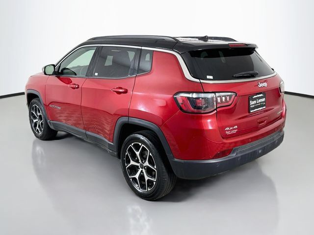 Used 2025 Jeep Compass Limited AWD/4WD image 5