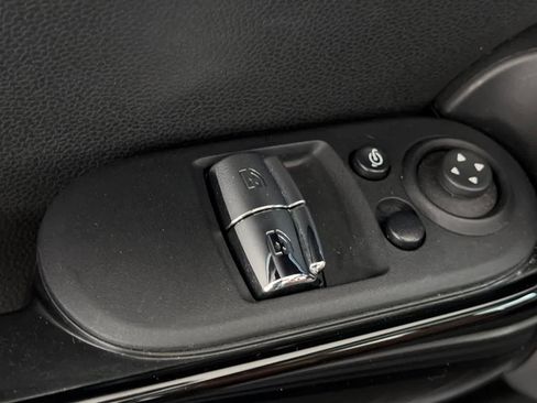 Used 2023 MINI Cooper S w/ Driver Assistance Package FWD image 13