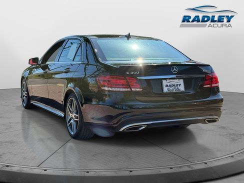 Used 2015 Mercedes-Benz E 350 4MATIC Sedan image 4