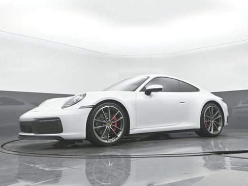 Used 2020 Porsche 911 Carrera S RWD image 27