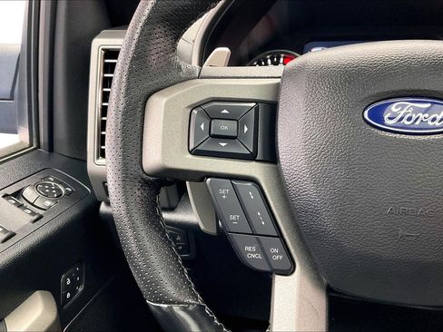 Used 2018 Ford F150 Raptor w/ Equipment Group 802A Luxury image 20