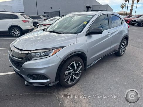 Used 2019 Honda HR-V Sport image 7