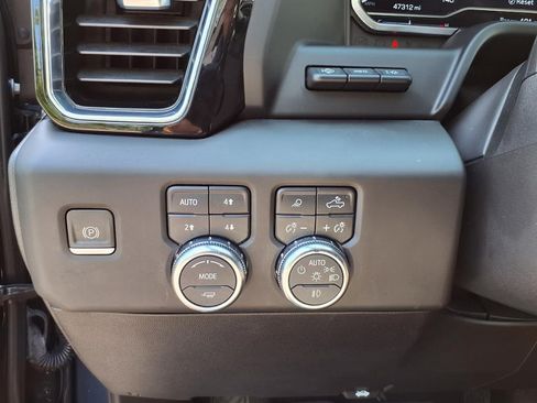Certified 2022 GMC Sierra 1500 Denali Ultimate AWD/4WD image 17