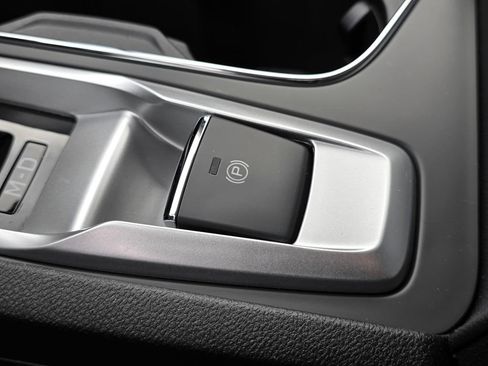 New 2026 Subaru Ascent Limited AWD/4WD image 31