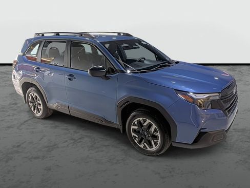 Used 2025 Subaru Forester AWD/4WD image 5