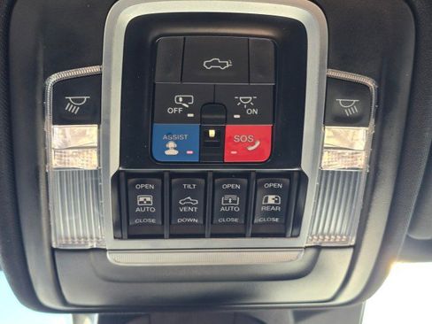 Used 2022 RAM 1500 Laramie image 35