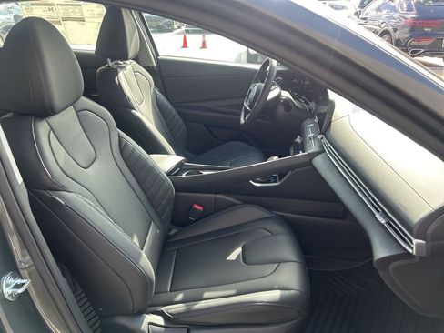 New 2026 Hyundai Elantra Limited image 19